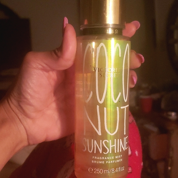 🔥RARE COCONUT SUNSHINE ON THE ISLAND VICTORIA SECRET MIST - Picture 4 of 6